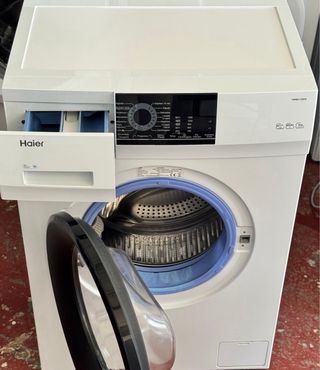 LAVADORA DE CARGA FRONTAL MARCA HAIER DE 6 KILOS