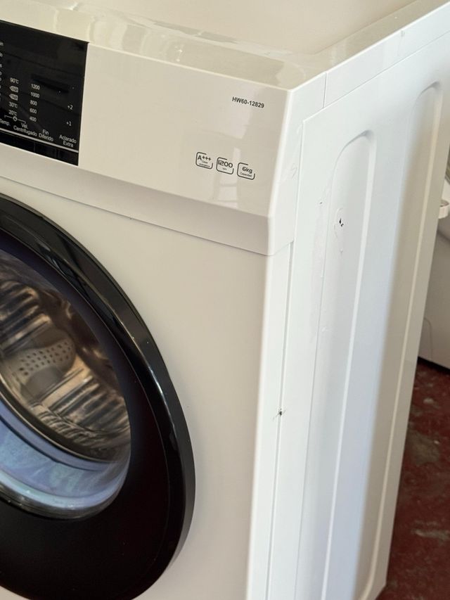 LAVADORA DE CARGA FRONTAL MARCA HAIER DE 6 KILOS