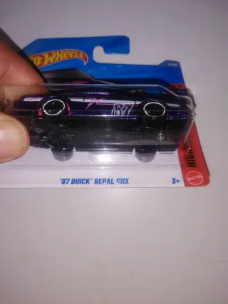 Hot Wheels '87 Buick Regal Treasure Hunt