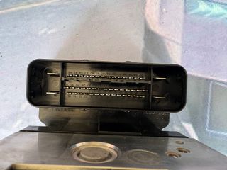 8V612C405AE 10021203504 10096101103 MAZDA 3 ABS