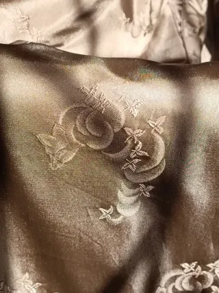 Abrigo de piel de zorro marrón