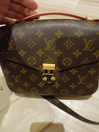 Bolso Louis Vuitton LOVE Grande Cuero Marrón