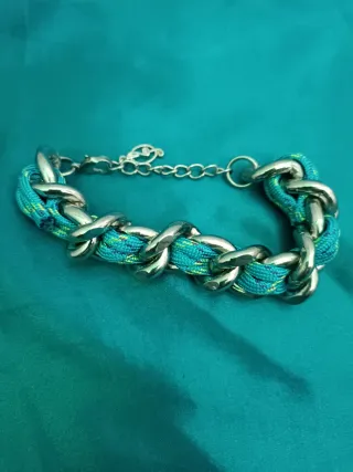 Pulsera cadena gruesa cuerda azul y plata