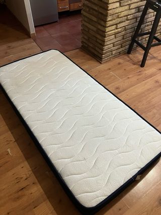 Cama nido infantil doble y un colchón