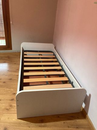 Cama nido infantil doble y un colchón