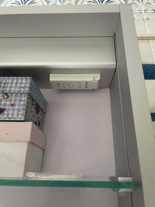 CRISTAL ROTO Armario Baño LED