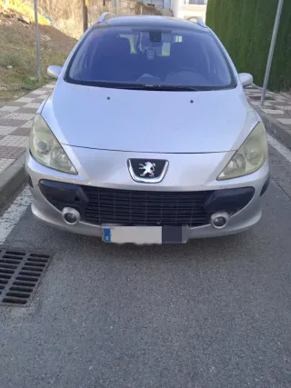 Teléfono 633 09 31 86