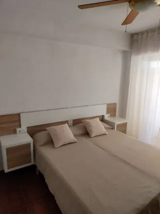 Se alquila apartamento verano 2026