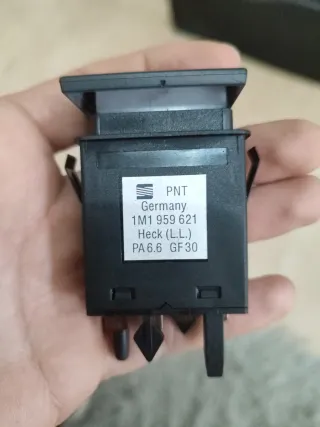 Botón Desempañar Luna Trasera Leon MK1