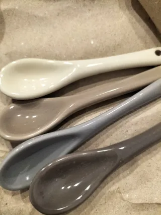 Set 4 Tazas Café con Platos y Cucharas