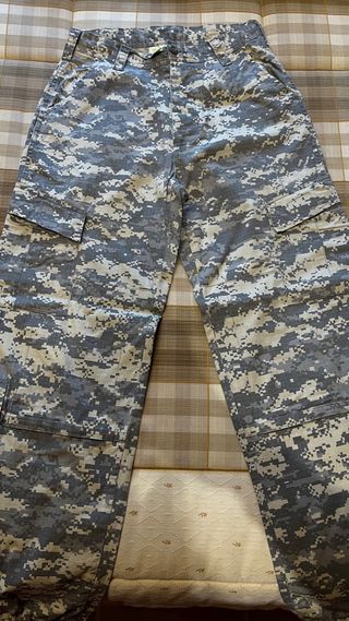 Uniforme US ARMY ACU con parches original de EE.UU