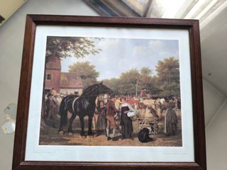 Cornice in legno con stampa e vetro