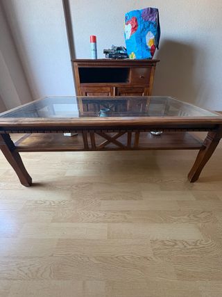 Mesa de centro madera y cristal y mueble de tv