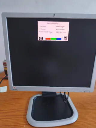 Monitor HP 19 L1950g Plata/Negro