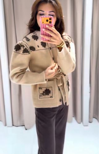 Cárdigan Zara Beige Flores Cinturón