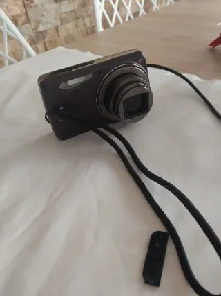 Cámara Kodak 8x Optical Zoom 14 megapixel