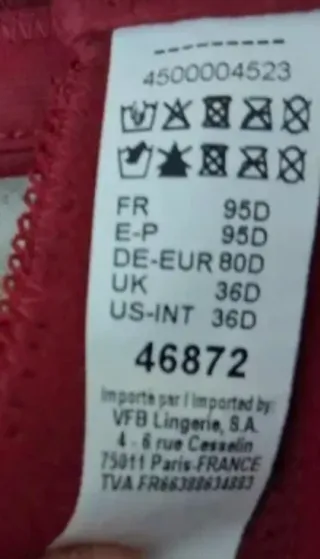 Sujetador granate con lunares