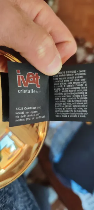 Cristallo Italiano con Coperchio Dorato