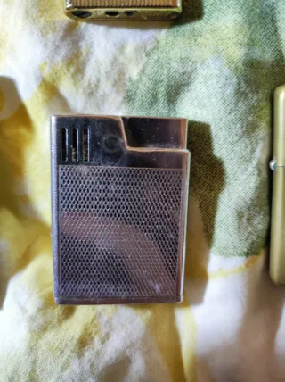 Set di accendini antichi