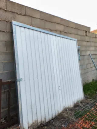 Puerta de garaje basculante