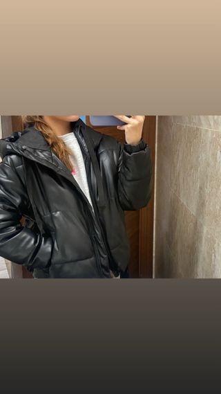 Abrigo efecto piel acolchado