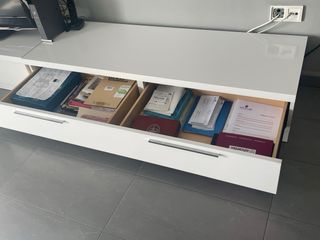Mueble modular salón blanco y negro