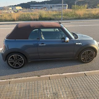 Mini Cooper S R56 184cv (RHD)