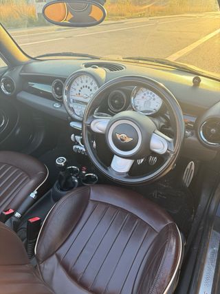 Mini Cooper S R56 184cv (RHD)