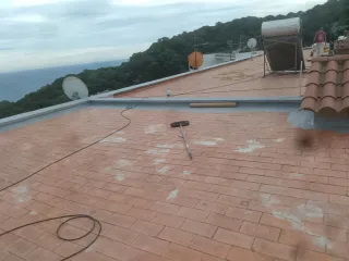 Impermeabilización de tejados y terrazas y paredes