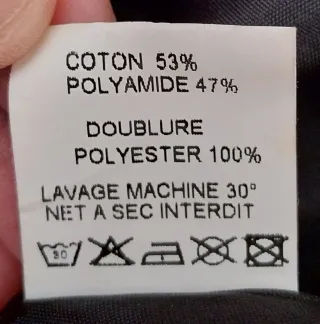 Cazadora Negra con Detalles Grises