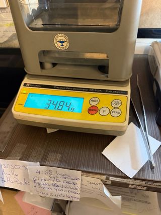 Cadena de oro con colgante de Jesús