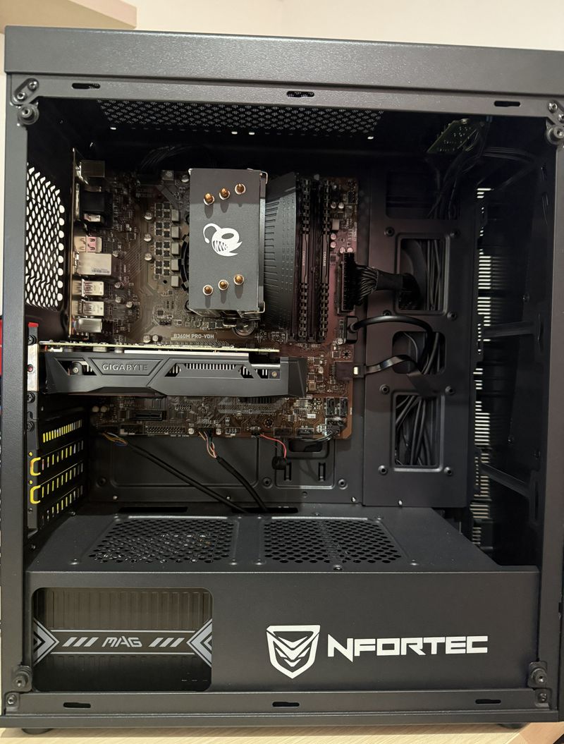 Ordenador i7 9700 | 16GB RAM | NVMe 256GB afbeelding 2