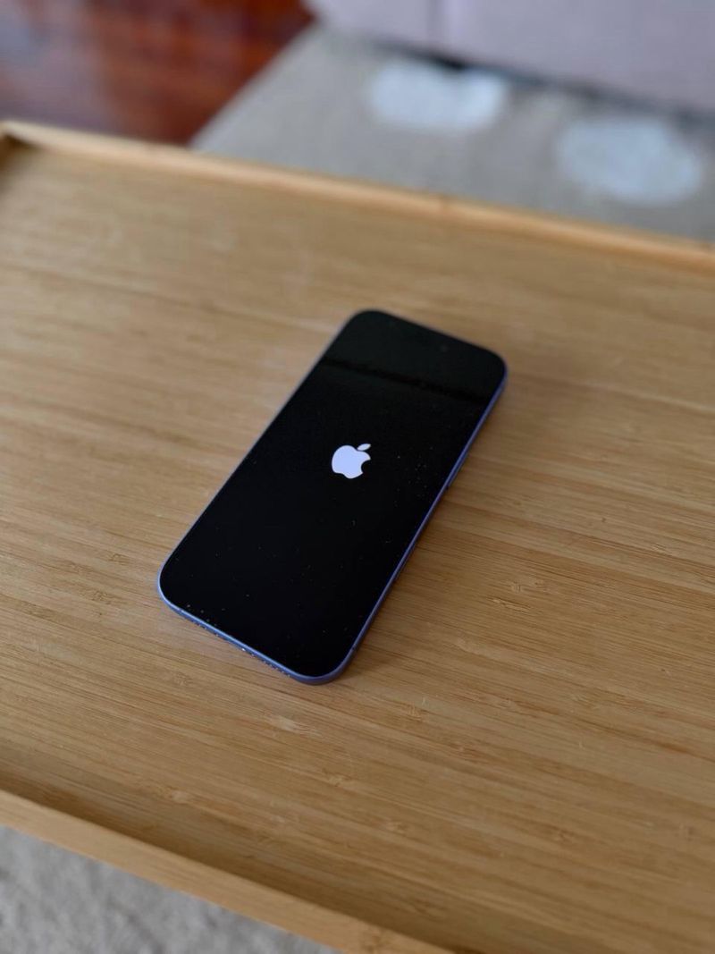 iPhone 16 128GB Azul afbeelding 5