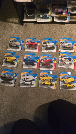 Lote de 12 coches Alejandro