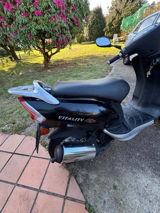 Kymco Vitality 50cc 2T Scooter