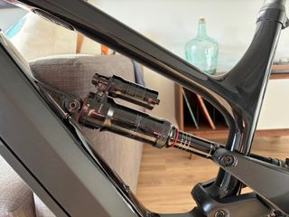 YT Decoy Bicicleta Eléctrica Enduro