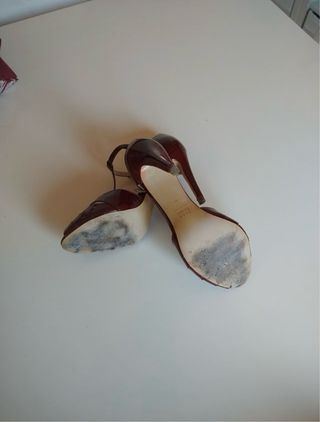 Sandalia / zapatos mujer Zara tacón granate