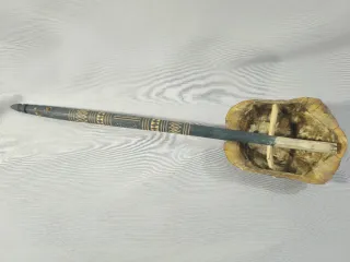 Estructura de guitarra africana Gunibri.