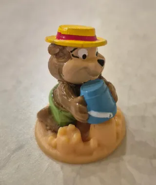 Kinder Orsetten 2001 - Personaggi e cartina