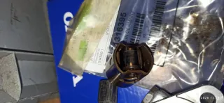 Bomba de gasolina motor Volvo B4204T