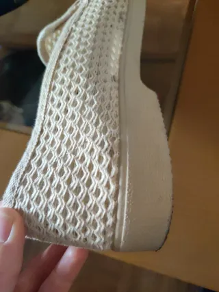 Alpargatas beiges de malla