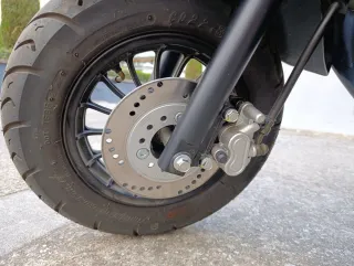 Ciclomotor Mitt 50cc Negro y Beige