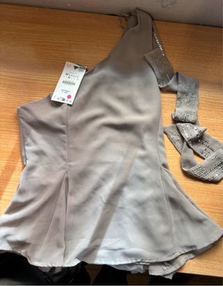 Top Asimétrico Zara Lentejuelas Talla M