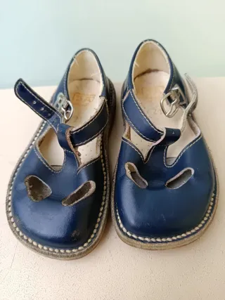 Scarpe bambino made in Italy. Anni Settanta