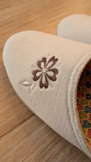 Zapatillas casa mujer talla 38 beige bordadas