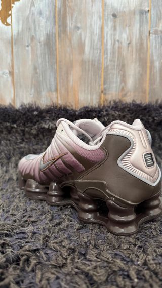 Nike Shox TL Marrón Rosa