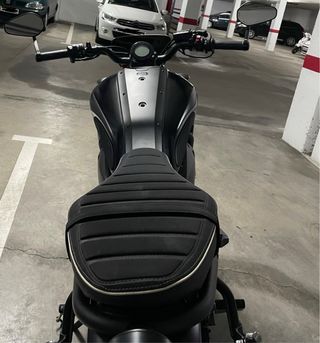 Yamaha XSR 700 A2 Negra