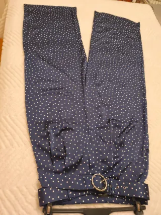 Pantalón ancho Mango Talla M lunares