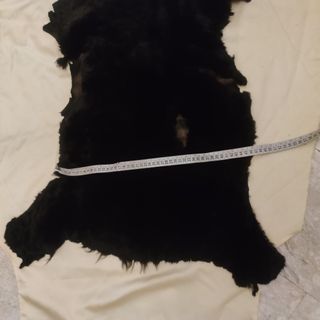 Pelle di agnello nera con sfumature marroni