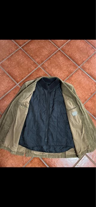 Chaqueta de pana con chaleco interior talla 56.